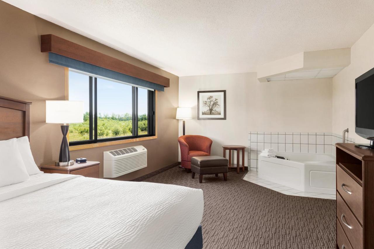 Americinn By Wyndham Baudette Room photo